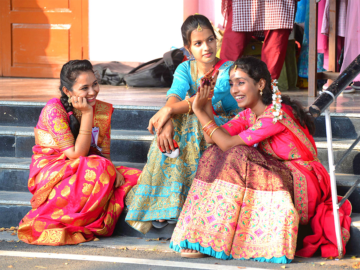 Telugu Ammayi Fashion Show in Maris Stella College Vijayawada - Sakshi2