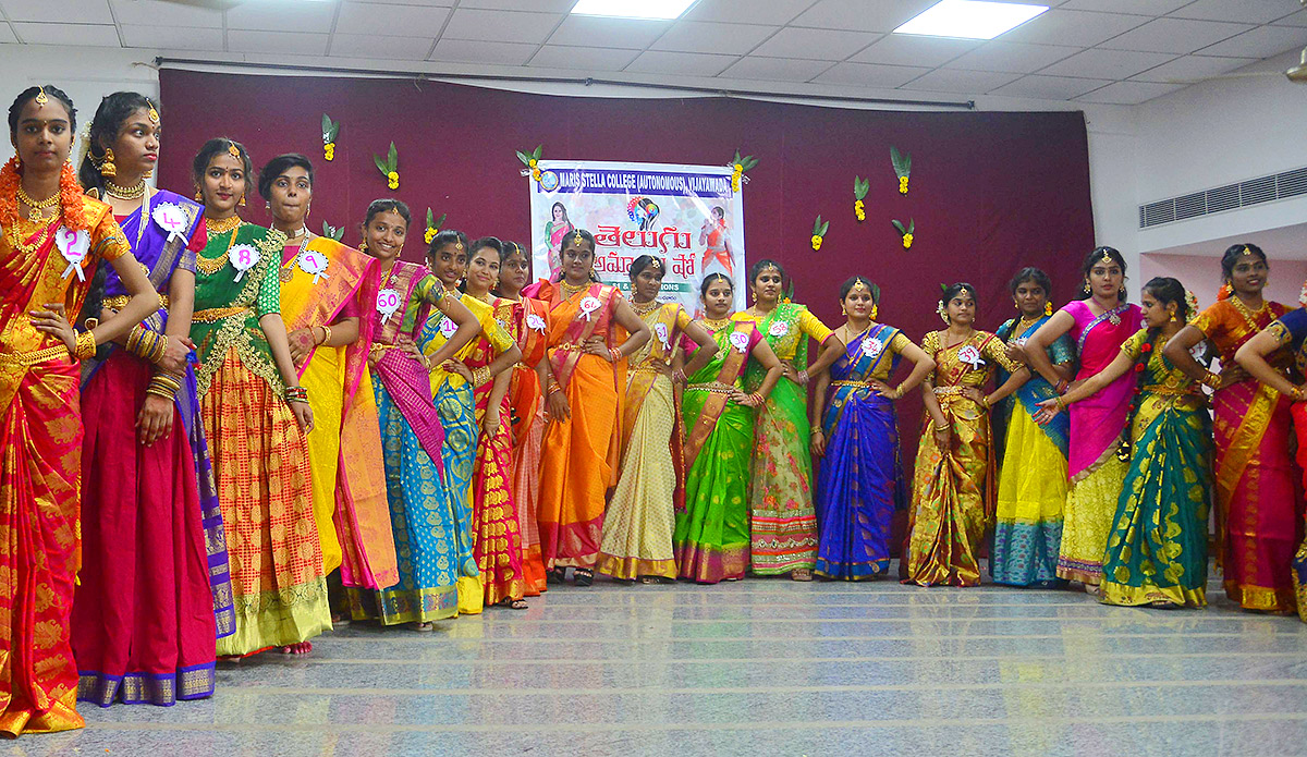 Telugu Ammayi Fashion Show in Maris Stella College Vijayawada - Sakshi5