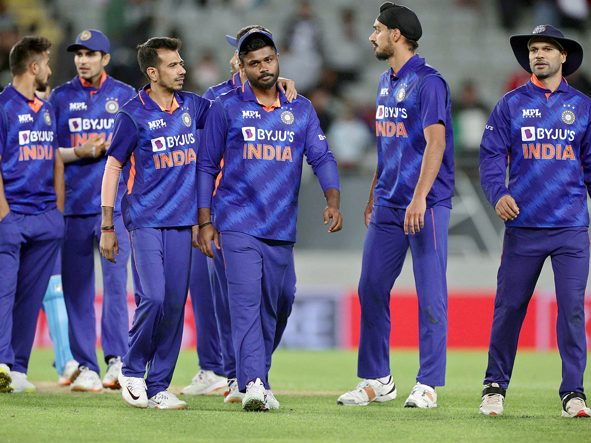New Zealand beat India by seven wickets in first ODI PHoto Gallery - Sakshi15