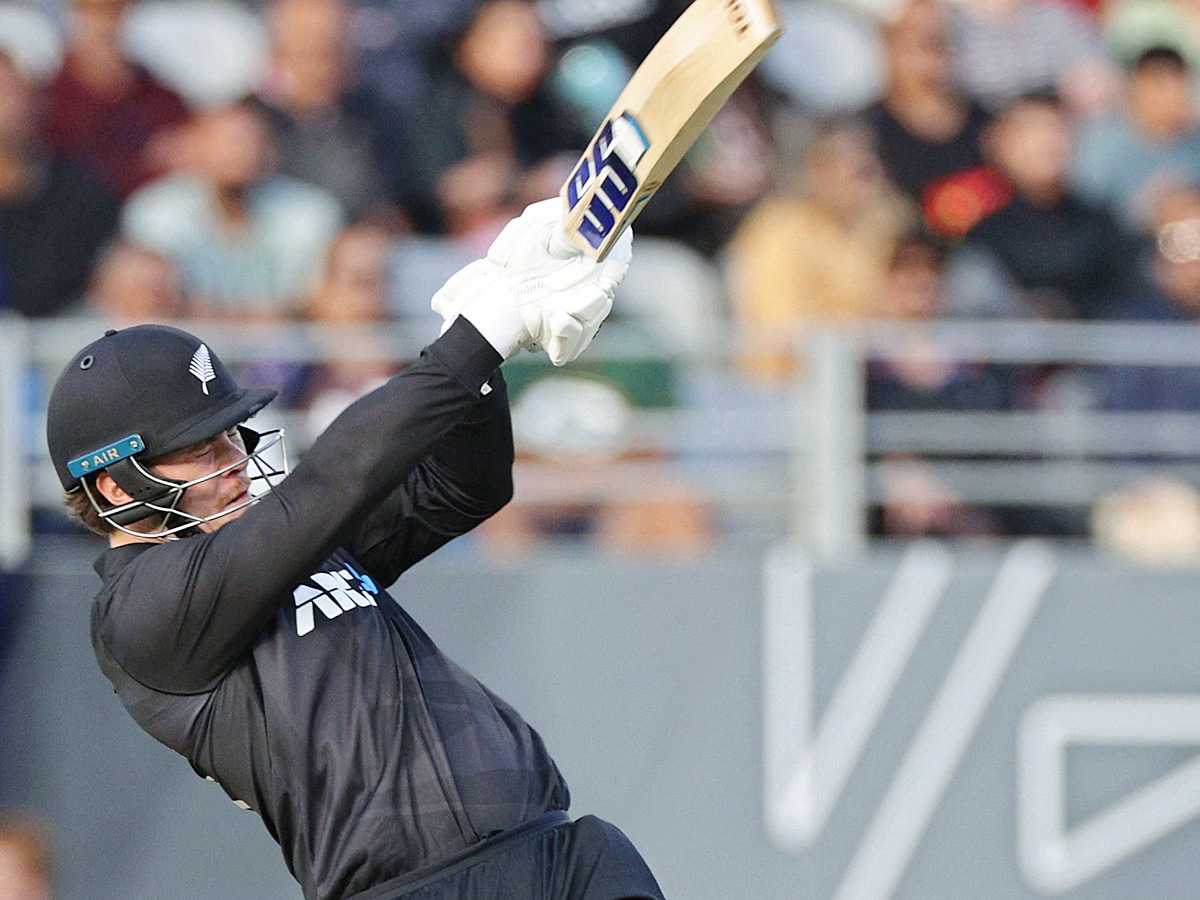 New Zealand beat India by seven wickets in first ODI PHoto Gallery - Sakshi9