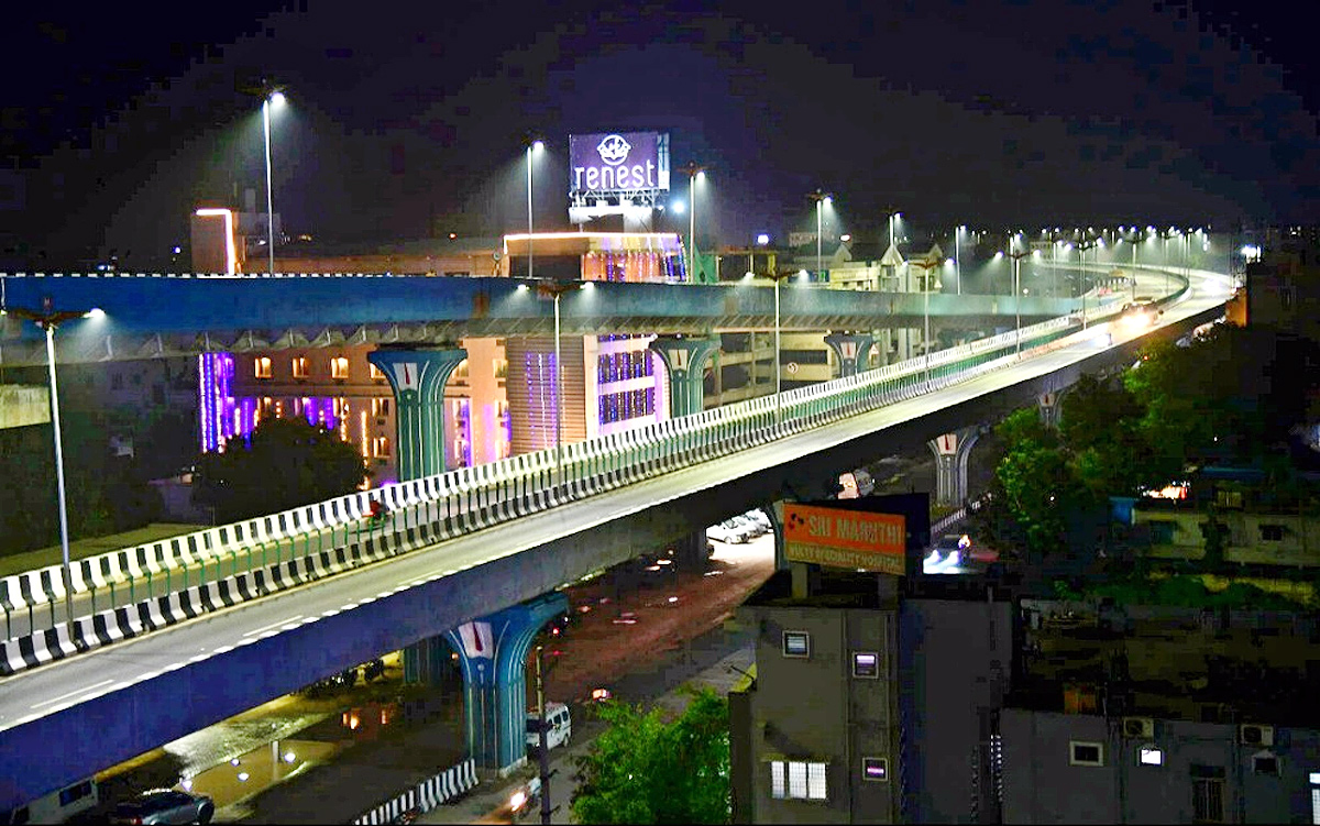 Srinivasa Setu Flyover Lighting In Tirupati - Sakshi2