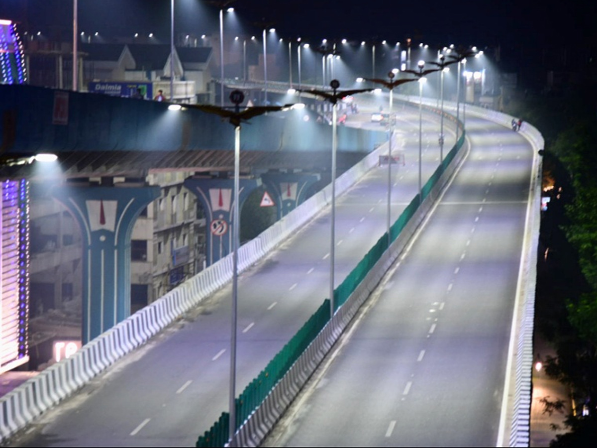 Srinivasa Setu Flyover Lighting In Tirupati - Sakshi5