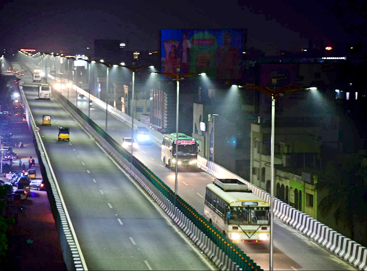 Srinivasa Setu Flyover Lighting In Tirupati - Sakshi11