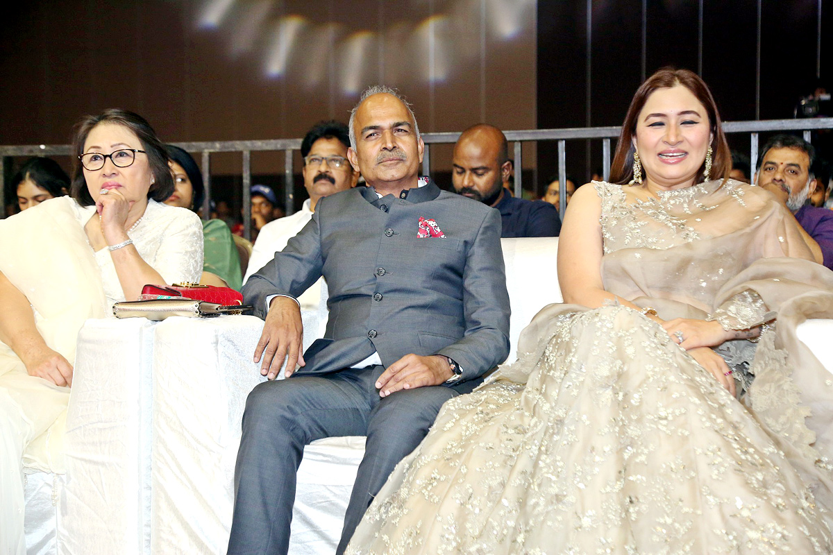Matti Kusthi Pre Release Event Photos - Sakshi5