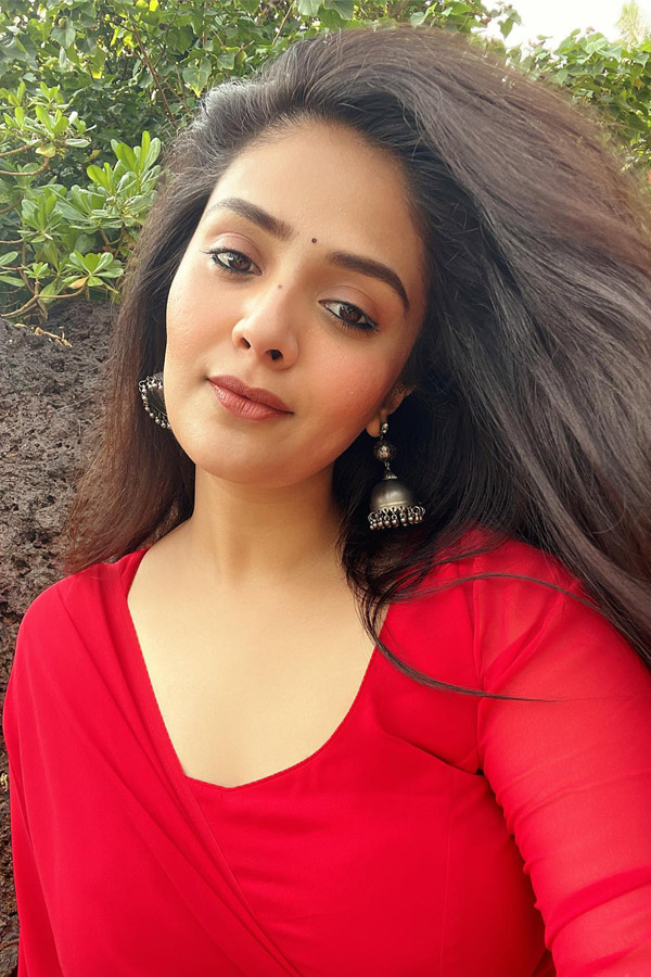 Srimukhi Latest Photos - Sakshi4