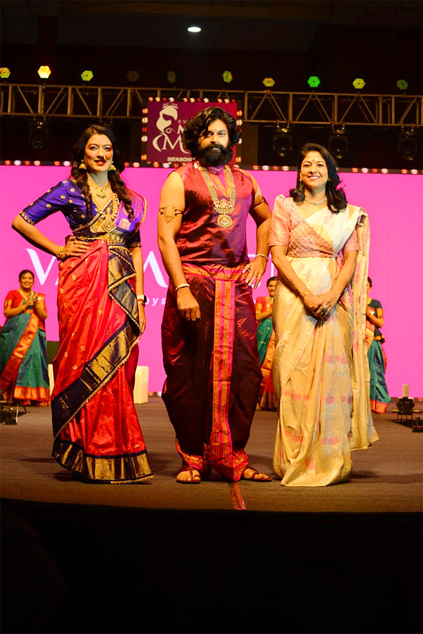 Misses Mom in Hyderabad Photos - Sakshi11