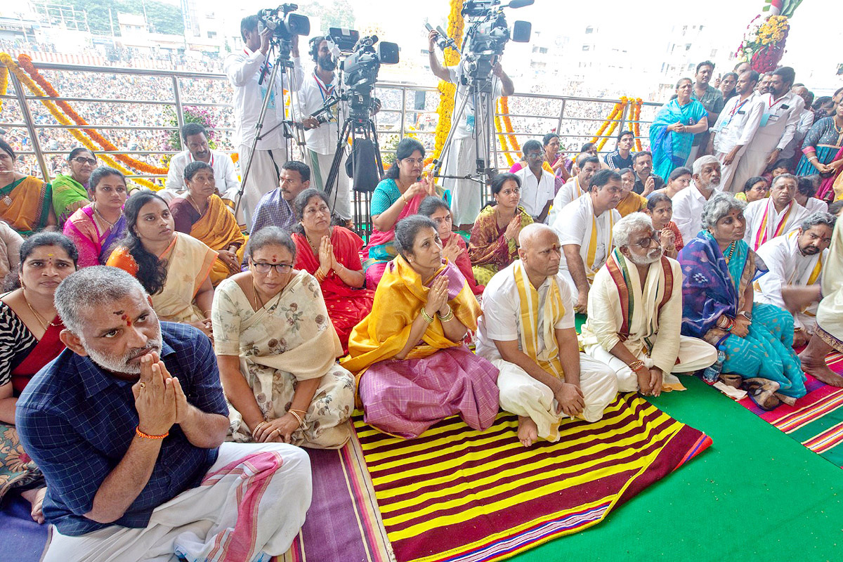 Padmavathi Ammavari karthika Brahmotsavam 2022 - Sakshi16