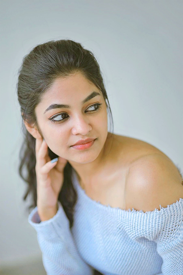 Love Today Movie Fame Actress ivana Photos - Sakshi20