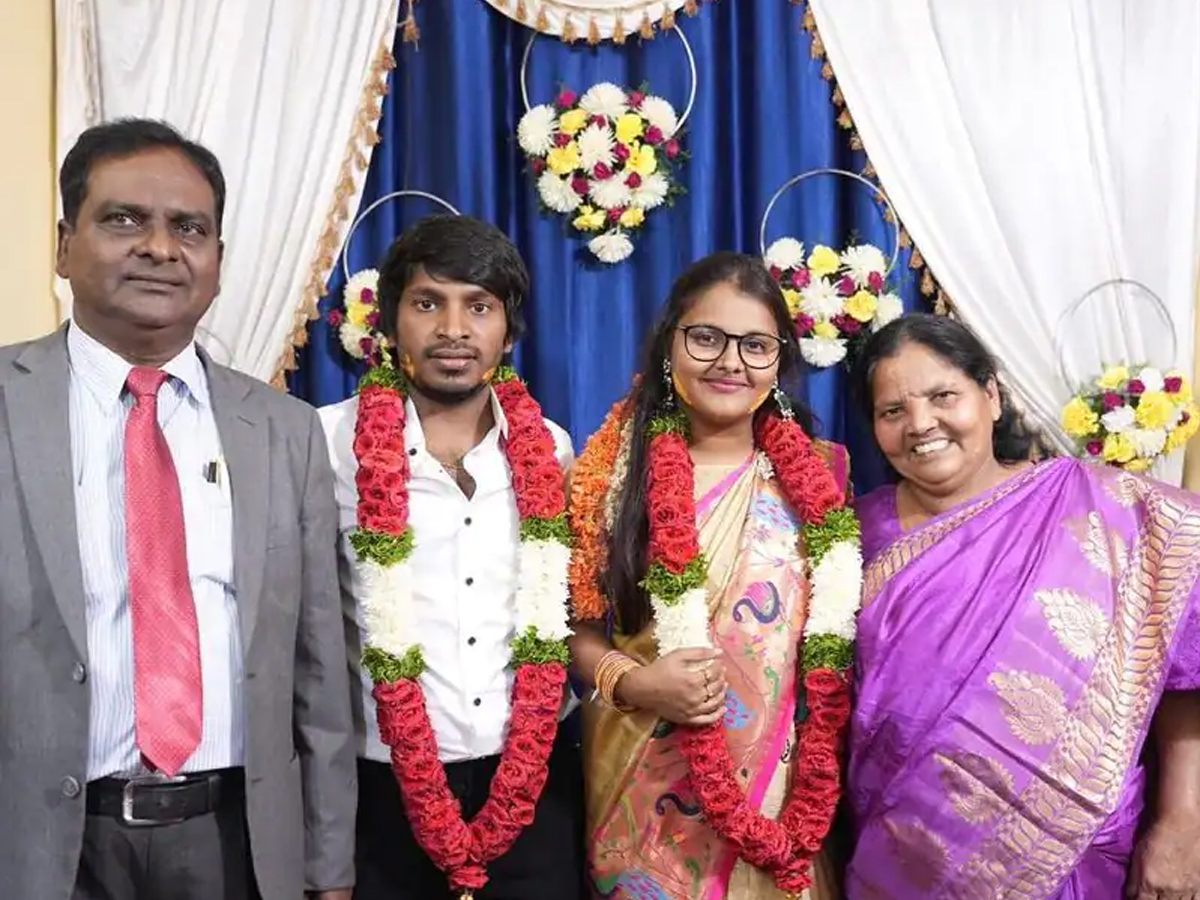 Yadamma Raju Got Engaged To Stella Photo Gallery - Sakshi4