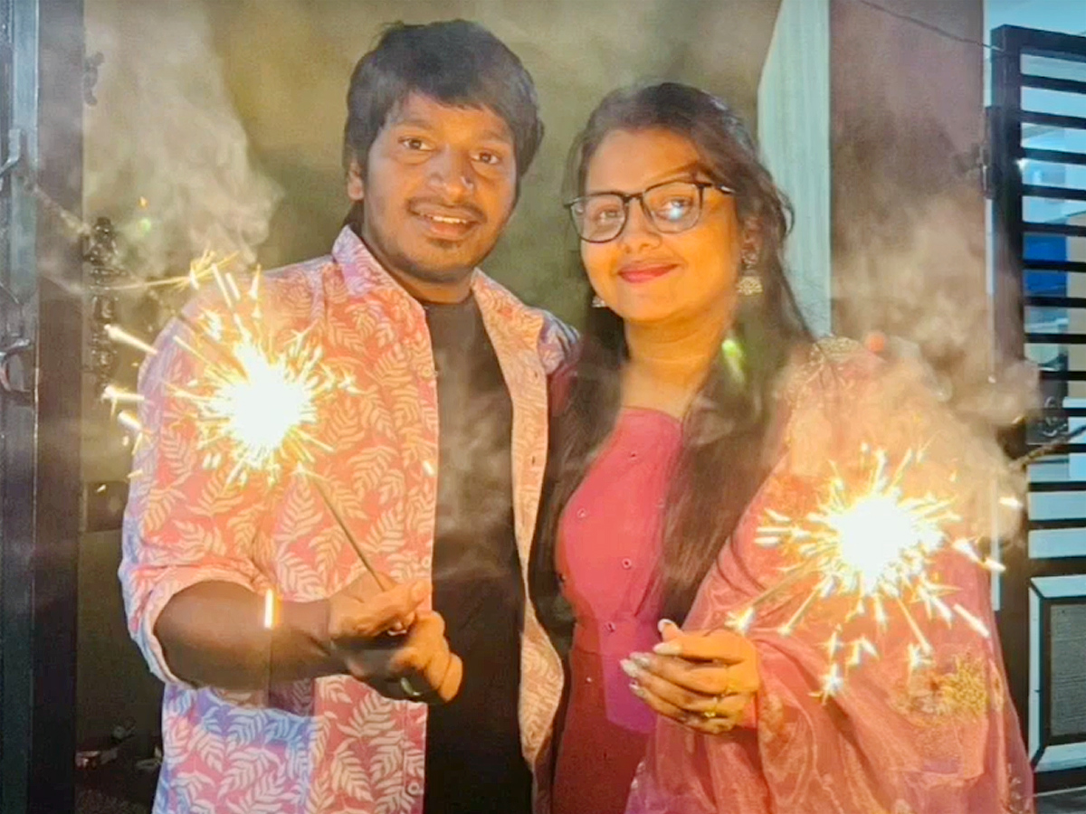 Yadamma Raju Got Engaged To Stella Photo Gallery - Sakshi9