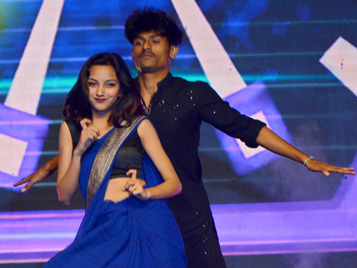 Hamstech Freshers Party 2022 At JRC Convention Jubilee Hills Photo Gallery - Sakshi8