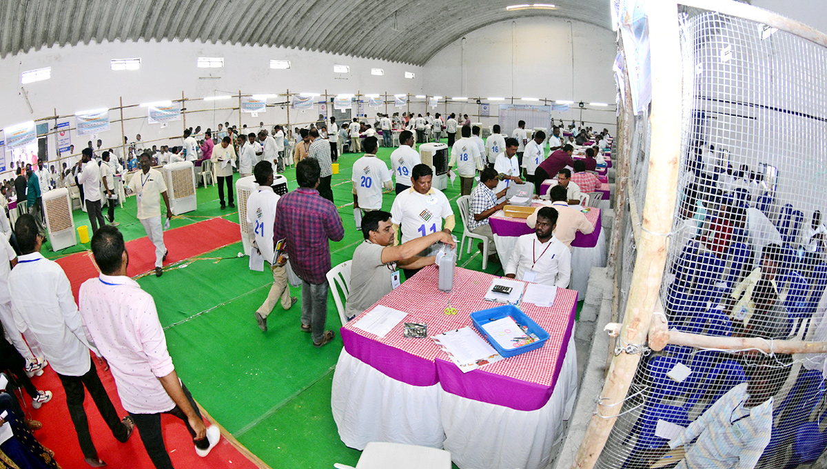 Munugode Bypoll Results 2022 Photos - Sakshi4