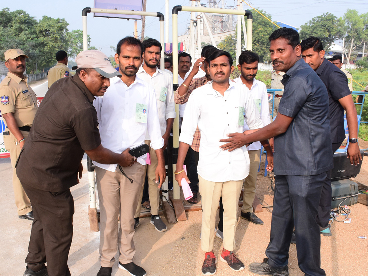 Munugode Bypoll Results 2022 Photos - Sakshi14