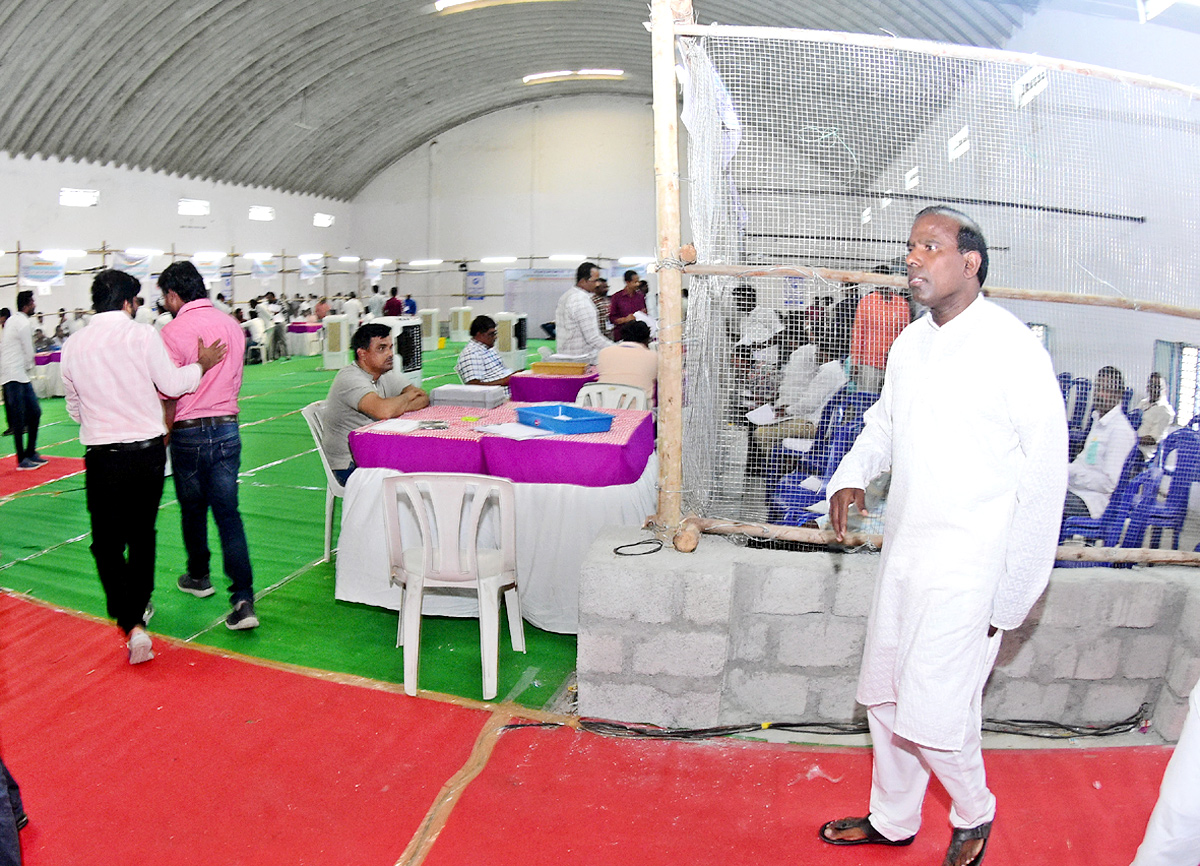 Munugode Bypoll Results 2022 Photos - Sakshi18