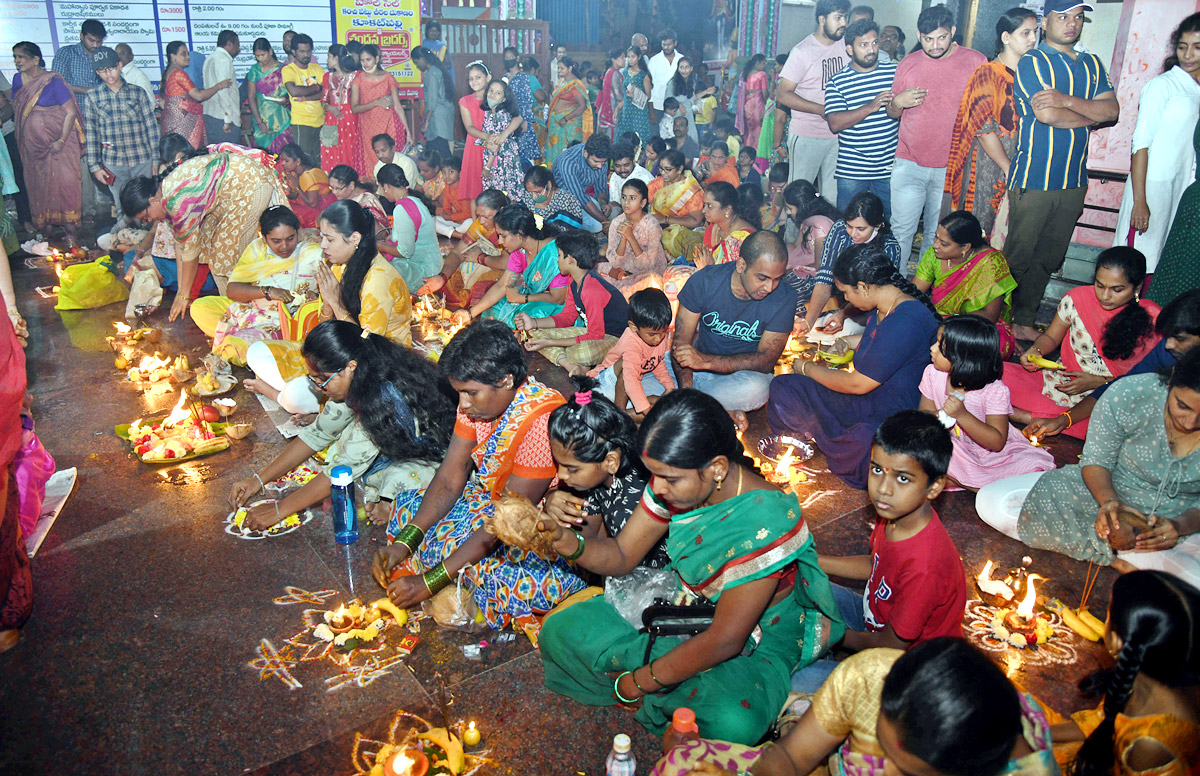 Karthika Pournami: Deep Prajvalana At Temples - Sakshi2