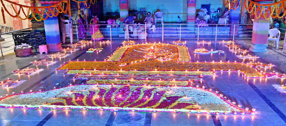 Karthika Pournami: Deep Prajvalana At Temples - Sakshi8