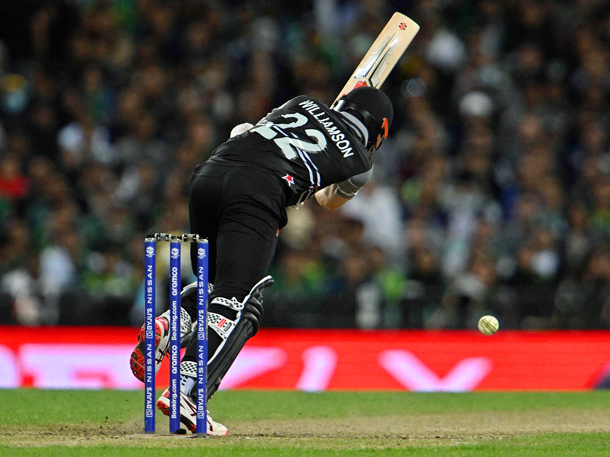 Pakistan beats New Zealand to reach T20 World Cup final Photo Gallery - Sakshi21