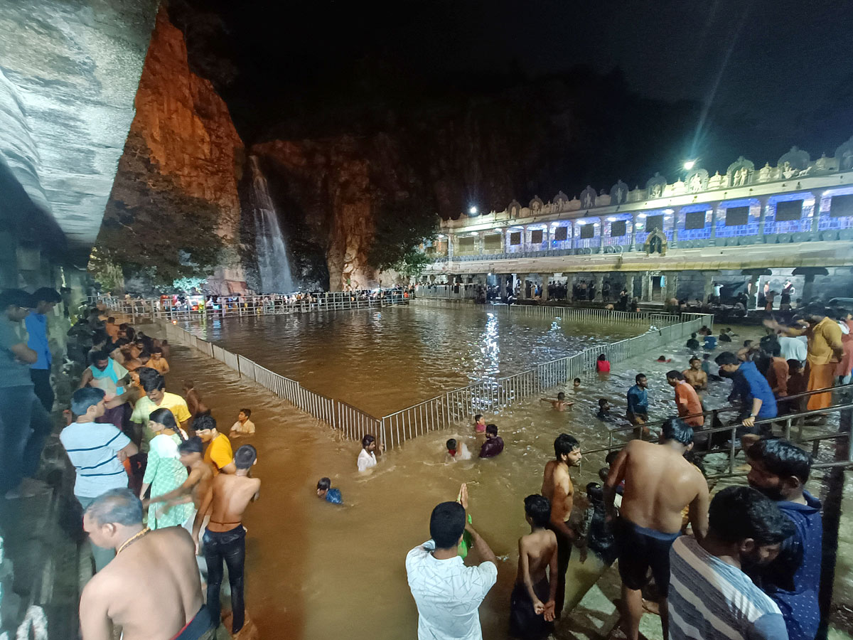 Holy Bath At Thirumala Kapila Theertham After Lunar Eclipse 2022 - Sakshi13