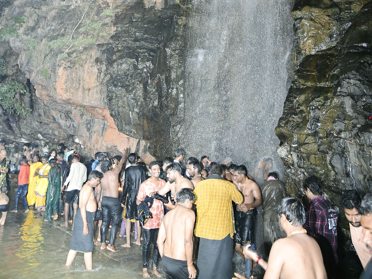 Holy Bath At Thirumala Kapila Theertham After Lunar Eclipse 2022 - Sakshi17