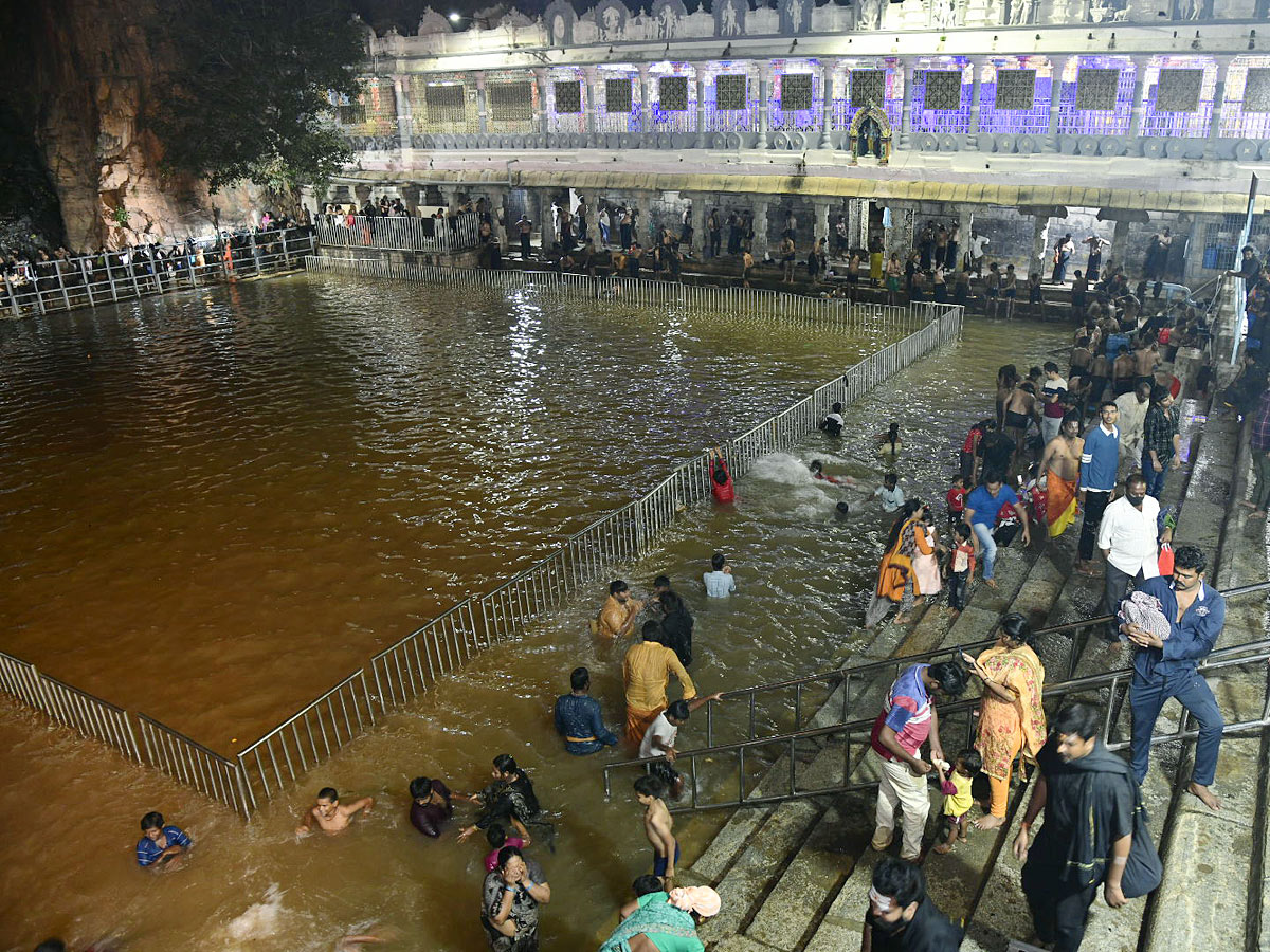 Holy Bath At Thirumala Kapila Theertham After Lunar Eclipse 2022 - Sakshi4