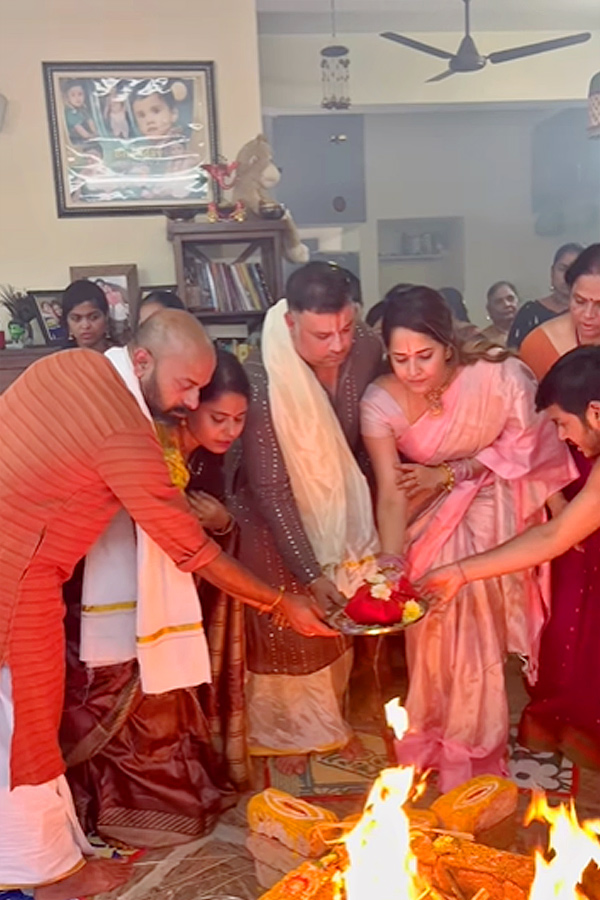 Anchor Anasuya Special Pooja At Her Home Photo Gallery - Sakshi10