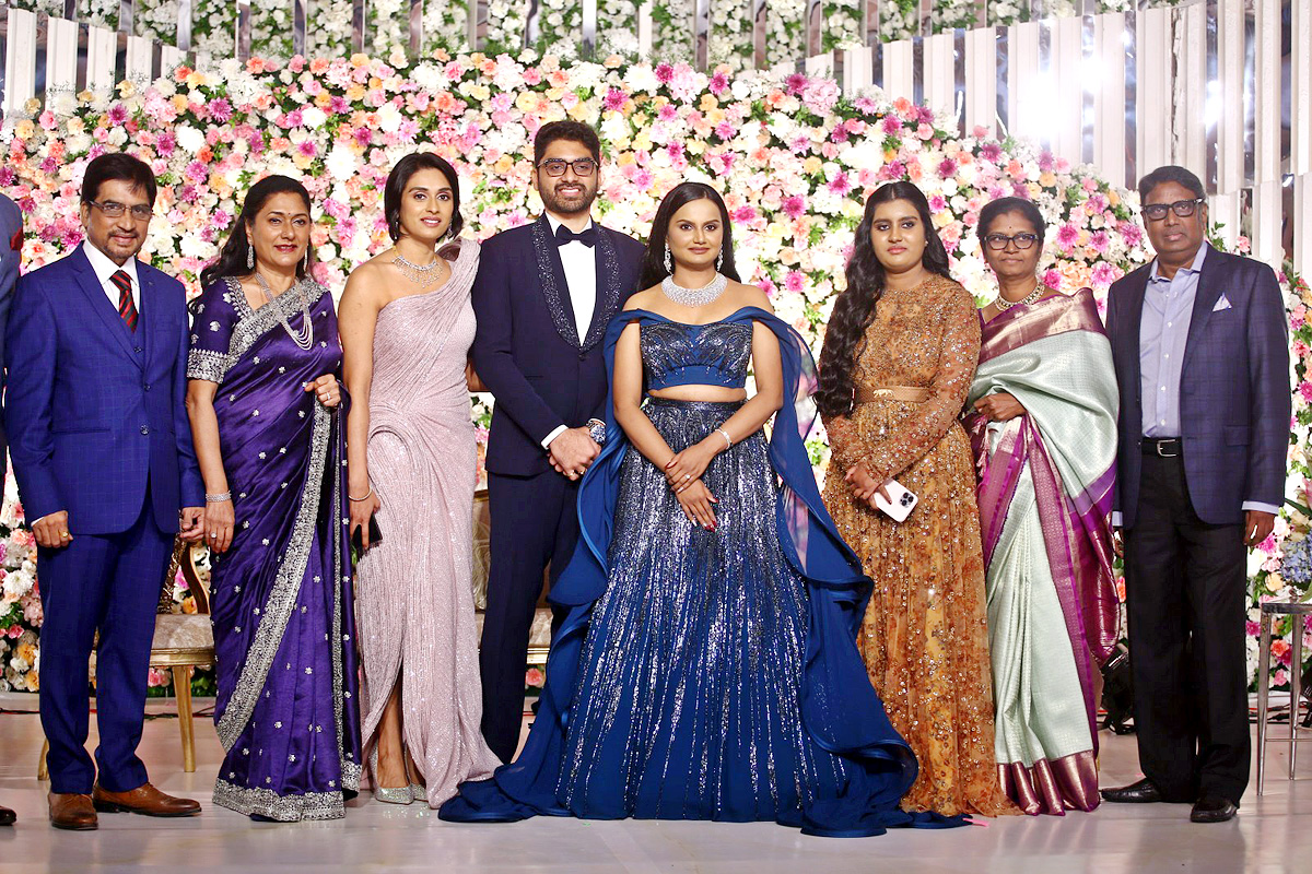 Director Gunasekhar Daughter Neelima Wedding Reception Photos - Sakshi4
