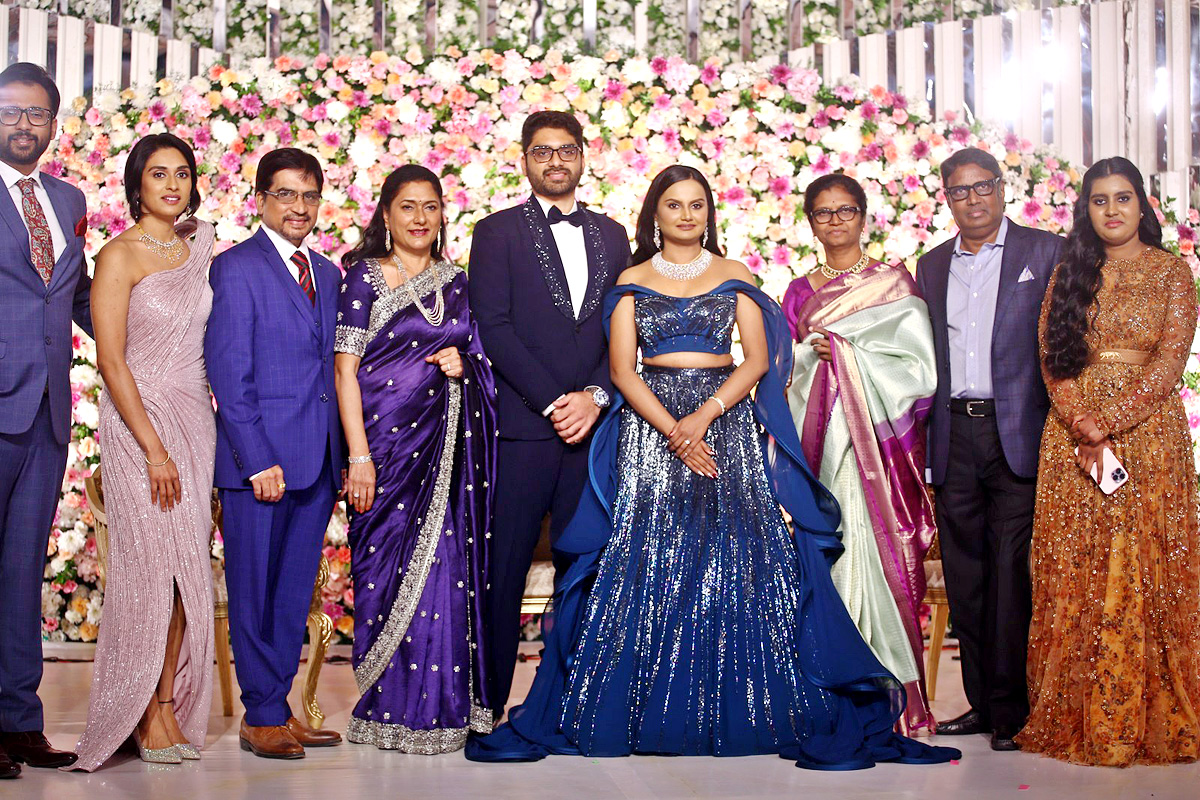 Director Gunasekhar Daughter Neelima Wedding Reception Photos - Sakshi5