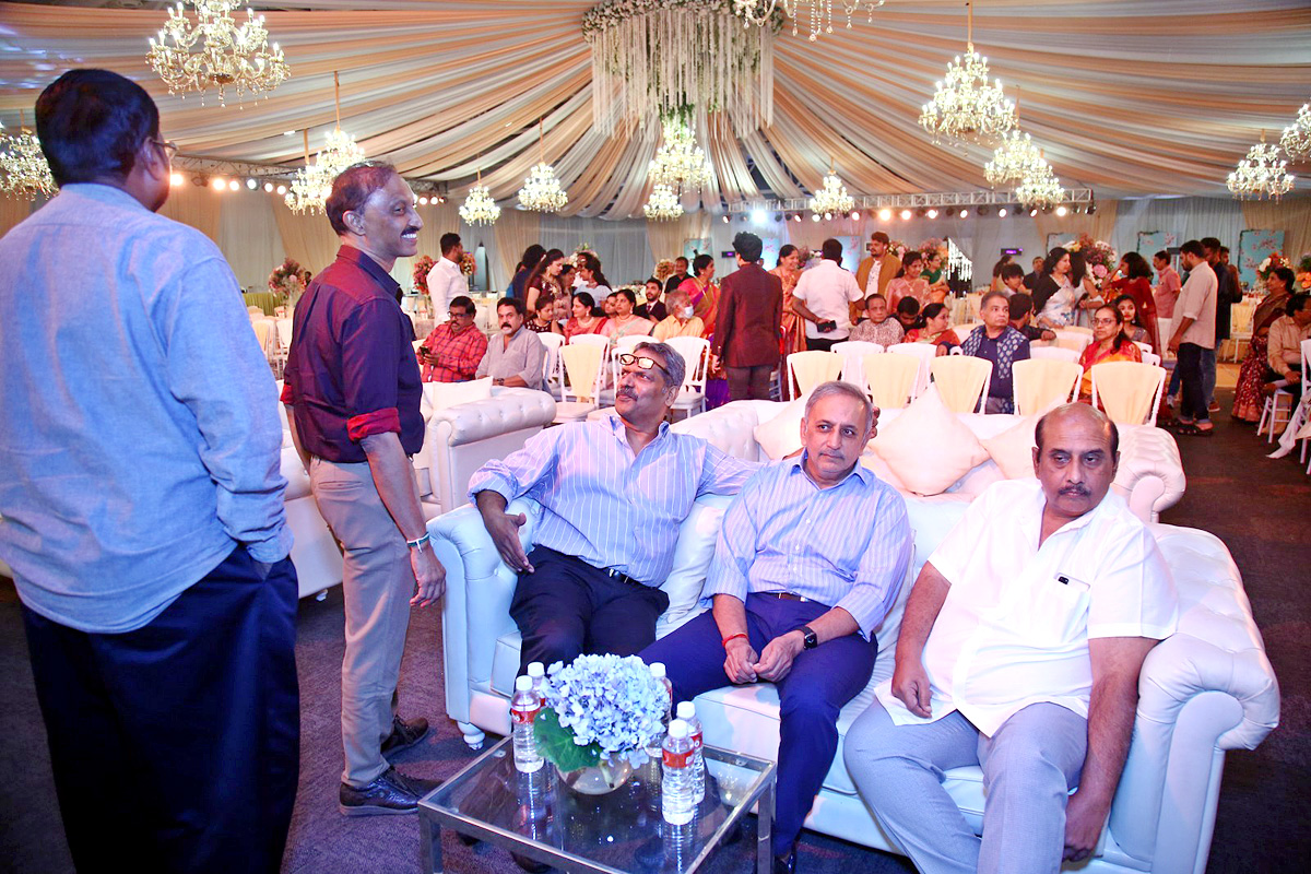Director Gunasekhar Daughter Neelima Wedding Reception Photos - Sakshi8