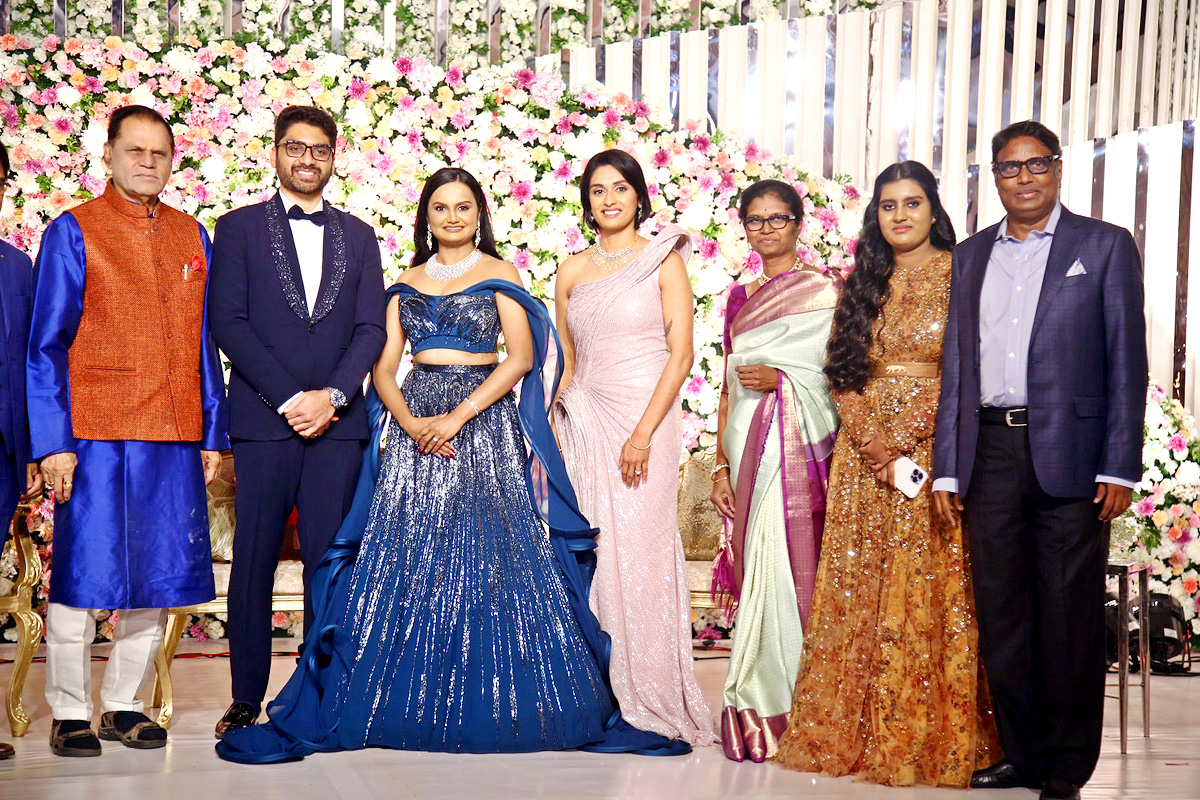 Director Gunasekhar Daughter Neelima Wedding Reception Photos - Sakshi19