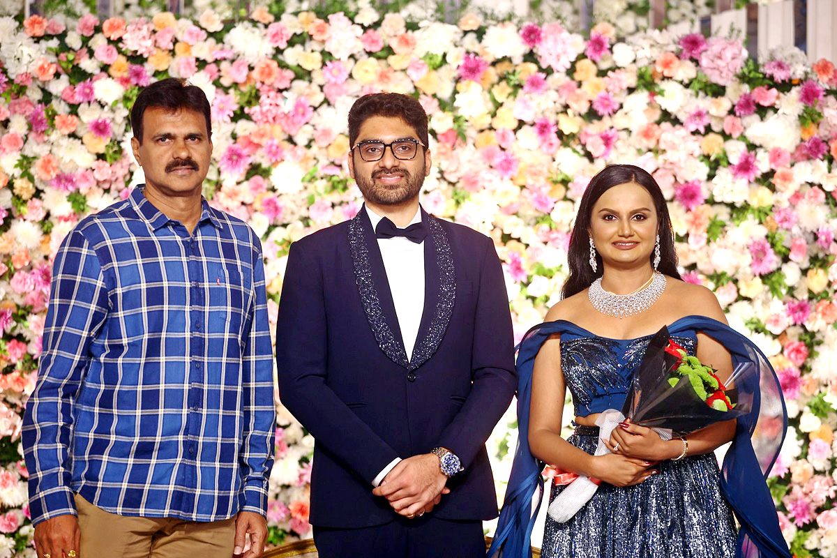 Director Gunasekhar Daughter Neelima Wedding Reception Photos - Sakshi21