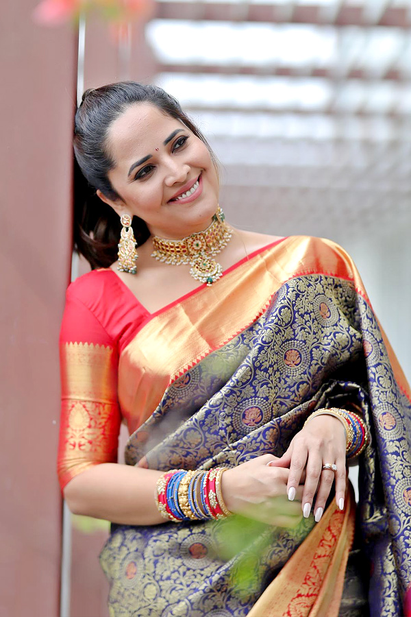 Anchor Anasuya Bharadwaj Traditional Photos - Sakshi2