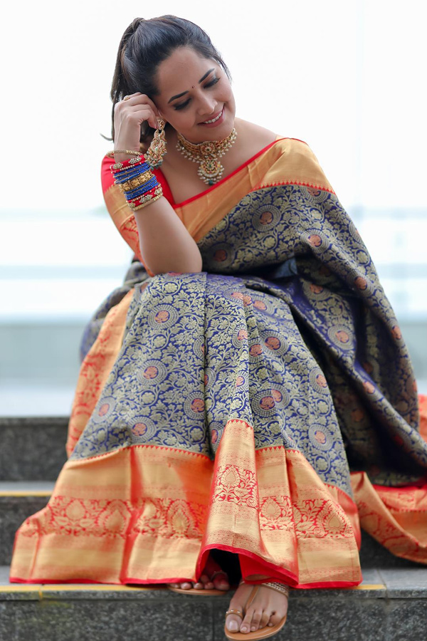 Anchor Anasuya Bharadwaj Traditional Photos - Sakshi5