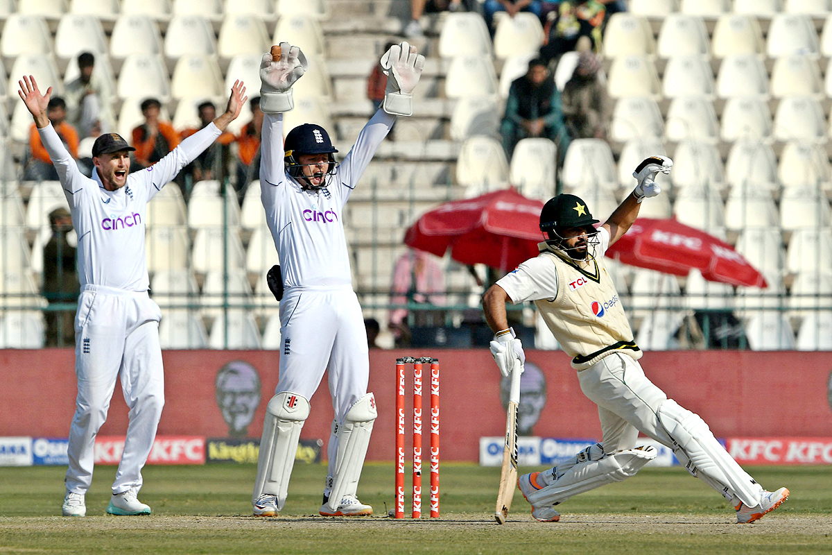 England Beat Pakistan England Won By 26 Runs - Sakshi8