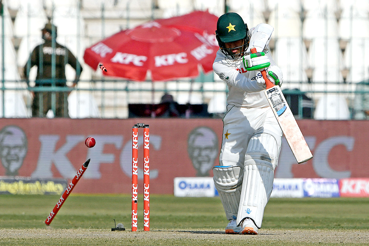 England Beat Pakistan England Won By 26 Runs - Sakshi9