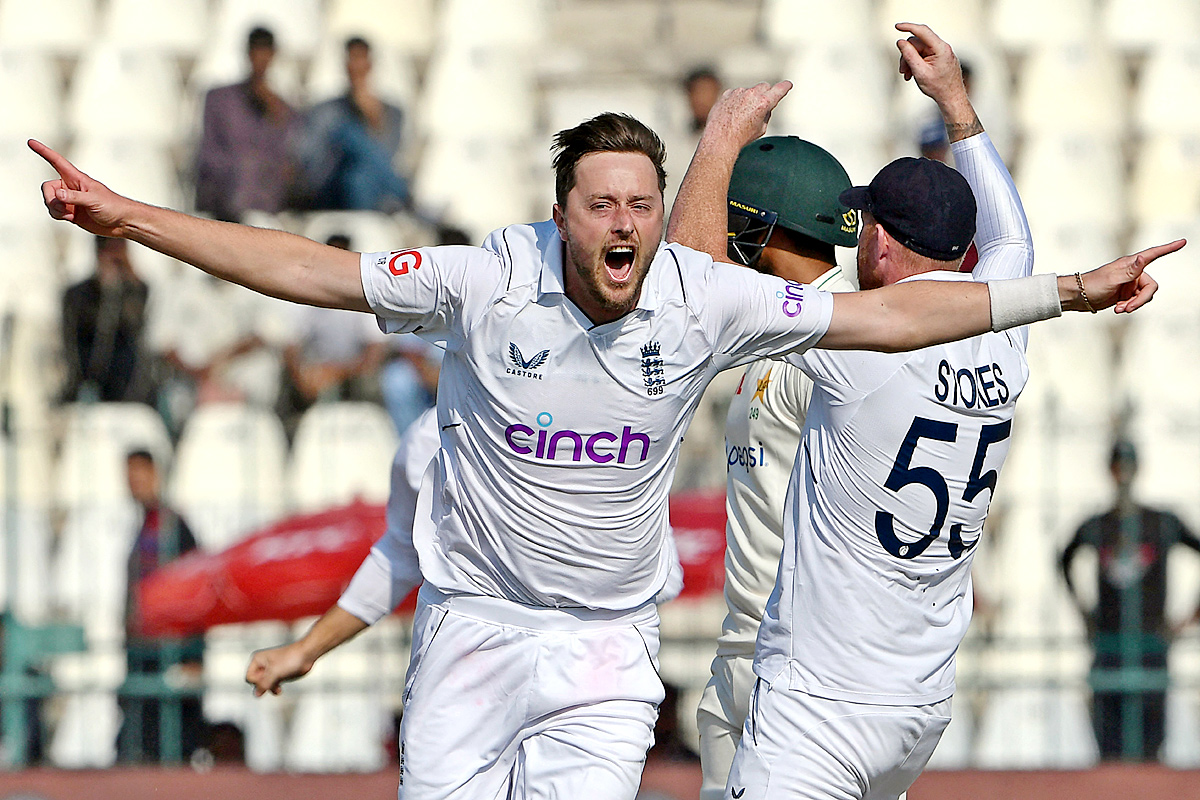 England Beat Pakistan England Won By 26 Runs - Sakshi13