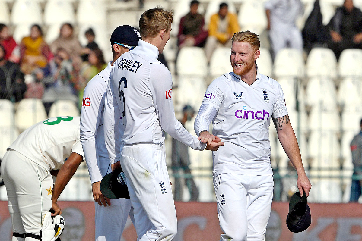 England Beat Pakistan England Won By 26 Runs - Sakshi19