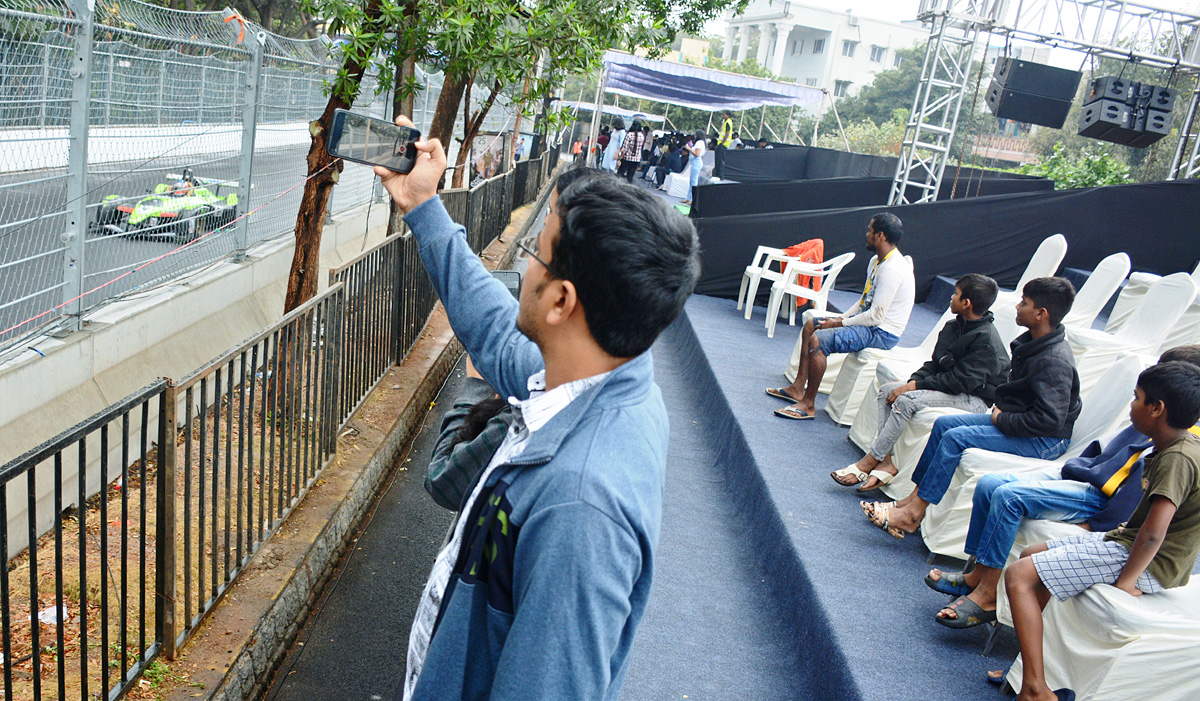 Hyderabad Indian Racing League 2022 Thrilling Finale Completed Photos - Sakshi12