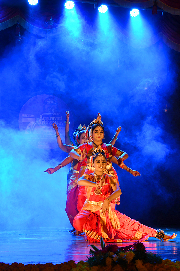 Kuchipudi Dance Performance Draws Attention At Vijayawada - Sakshi17