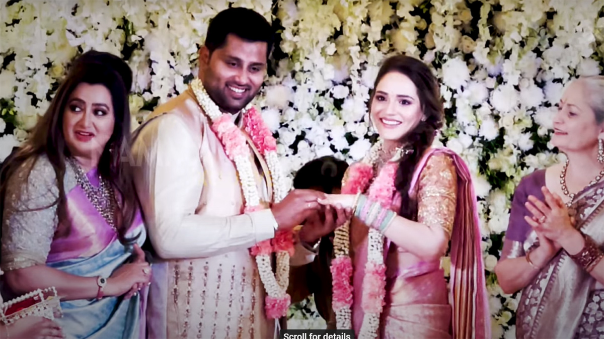 MP Sumalatha Abhishek Ambareesh Engagement  - Sakshi11