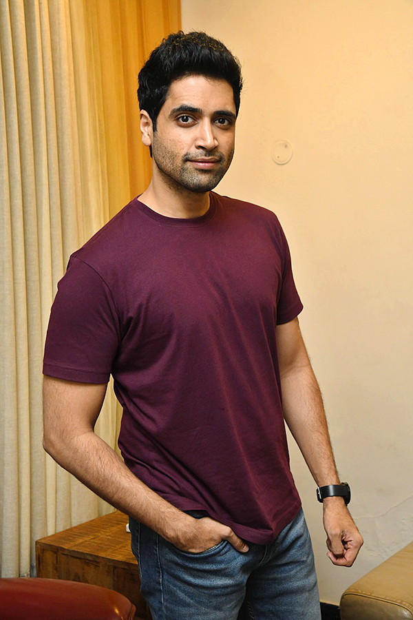 Hero Adivi Sesh Latest Pics - Sakshi11