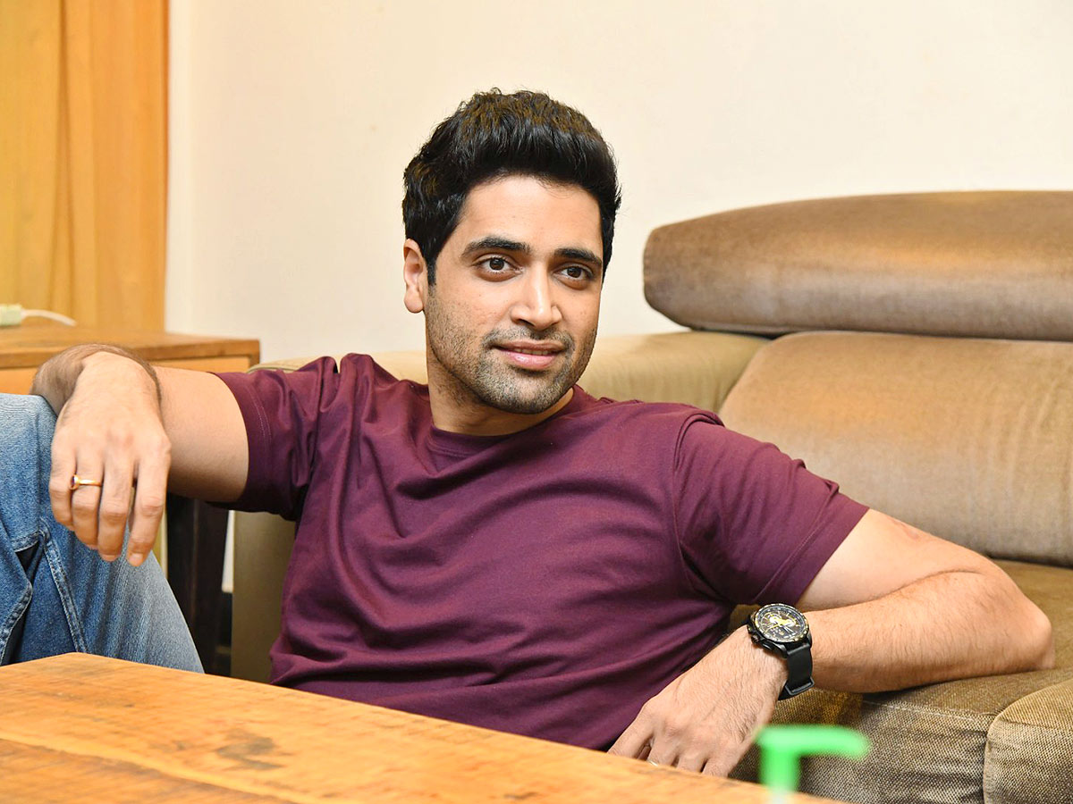 Hero Adivi Sesh Latest Pics - Sakshi5