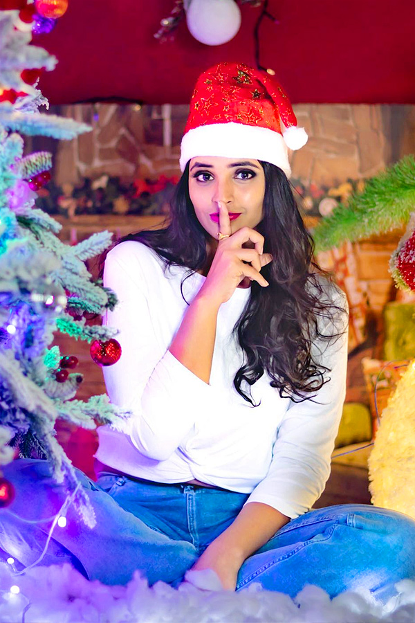 Anchor Shyamala At Christmas celebrations Photos - Sakshi7