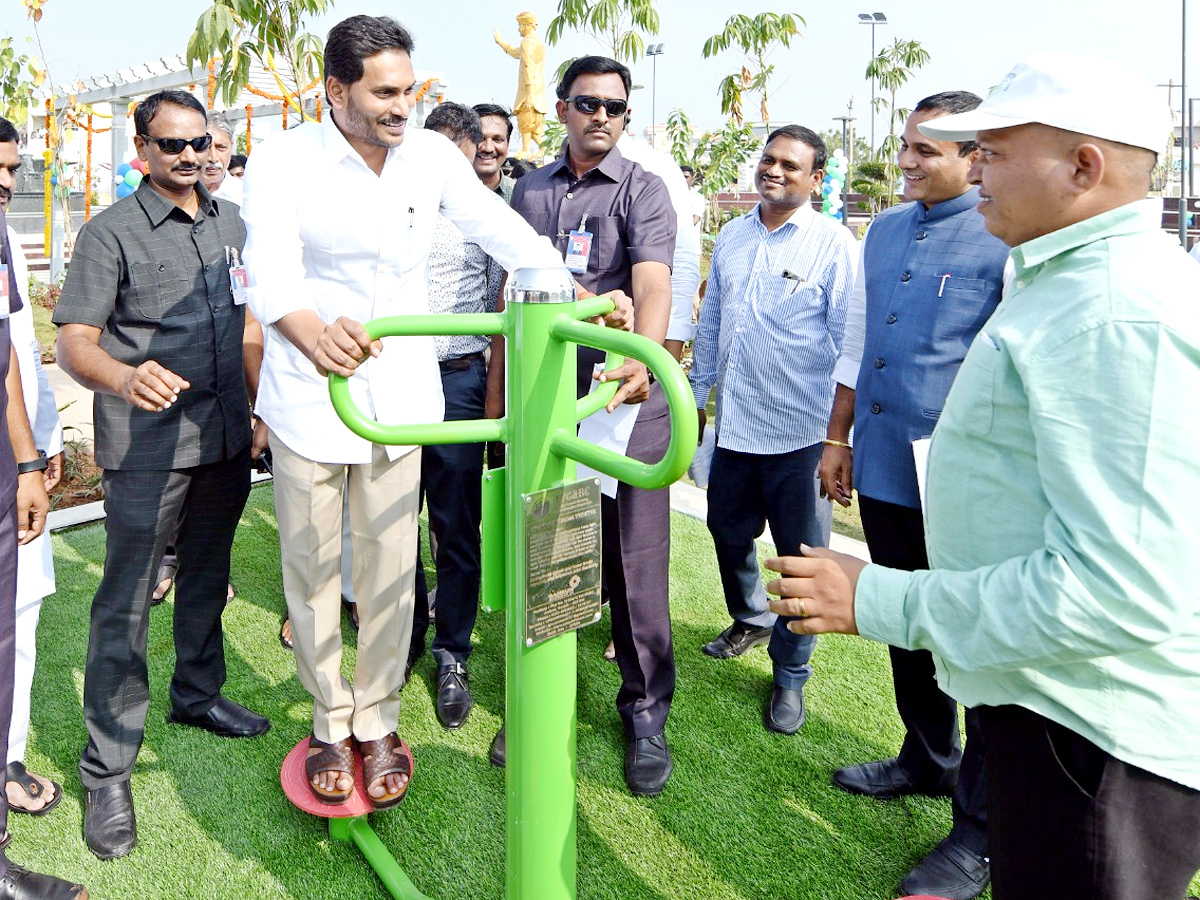 CM YS Jagan 2nd Day Tour In Kadapa District - Sakshi9