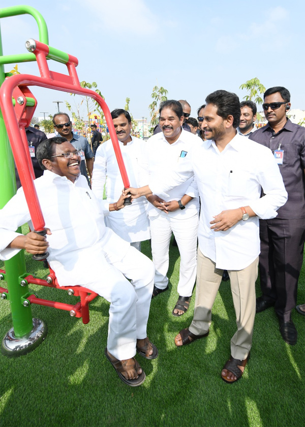 CM YS Jagan 2nd Day Tour In Kadapa District - Sakshi38