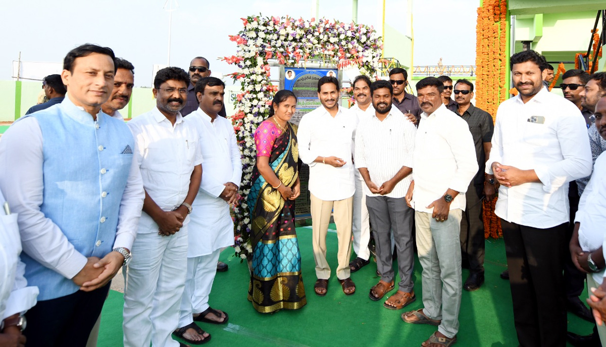 CM YS Jagan 2nd Day Tour In Kadapa District - Sakshi29