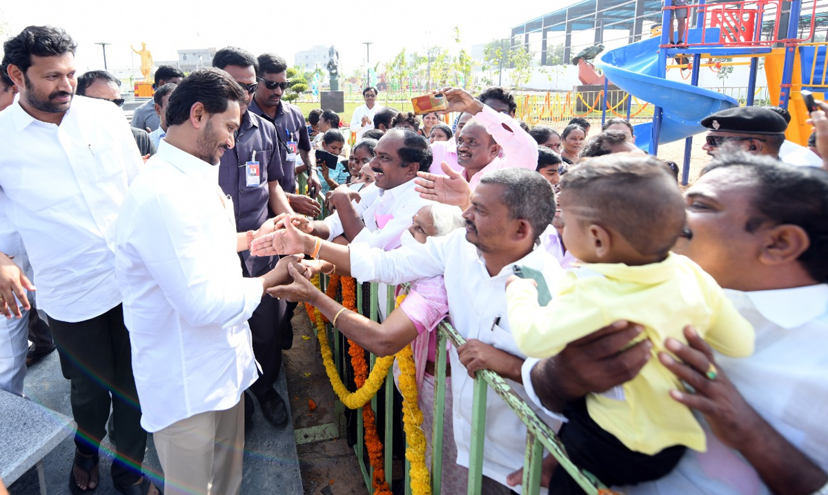 CM YS Jagan 2nd Day Tour In Kadapa District - Sakshi37