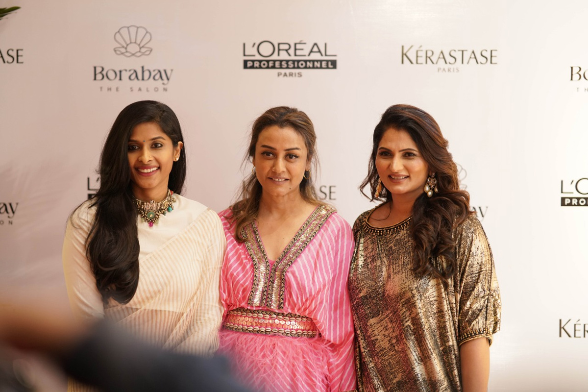 Actress Namrata Shirodkar Ghattamaneni Inaugurated Salon Shop - Sakshi2