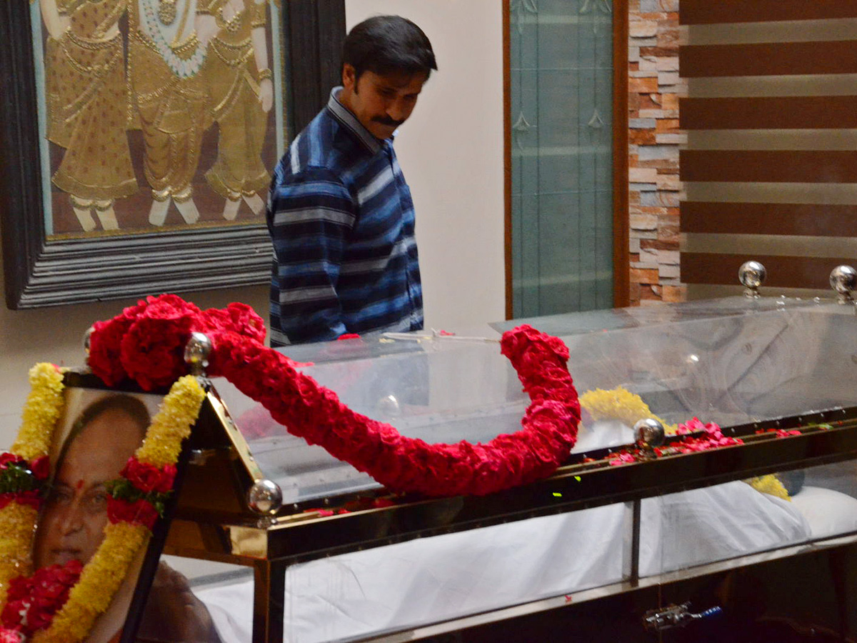 Tollywood celebrities pays tribute to Actor Chalapathi Rao Photos - Sakshi16