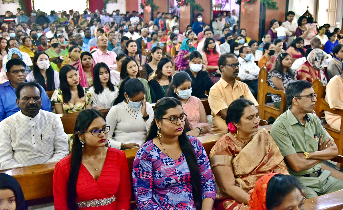 Christmas Celebration In St Joseph Cathedral Photos - Sakshi8