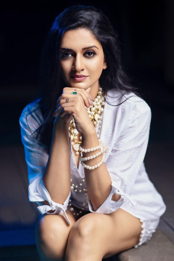 Heroine Vimala Raman Latest Photos - Sakshi12